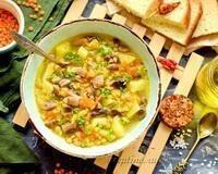 Чечевичный суп с шампиньонами - рецепт с фото