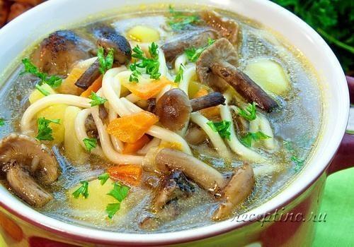 Пряный грибной суп из опят - рецепт с фото