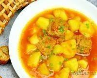 Картофельный суп с фрикадельками из рыбного фарша - рецепт с фото