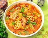 Томатный суп с макаронами, курицей, овощами, базиликом - рецепт с фото
