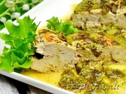 Куриное филе, тушенное в сметанном соусе с зеленью - в мультиварке - рецепт с фото