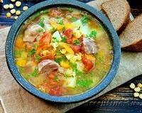 Гороховый суп со свининой, томатами, итальянскими травами