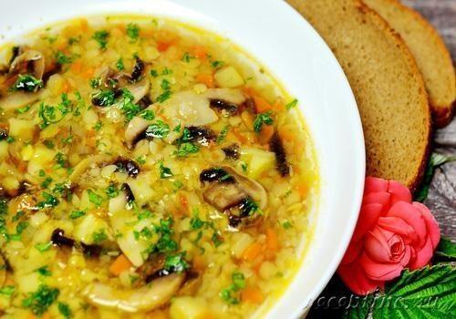 Овощной суп с красной чечевицей и грибами - рецепт с фото