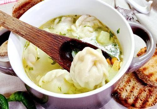 Суп картофельный с домашними пельменями - рецепт с фото