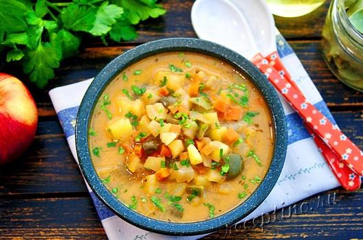 Куриный суп с картофелем, яблоком, замороженными овощами - рецепт с фото