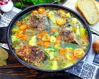 Уха-жаркое из речной рыбы на сковороде