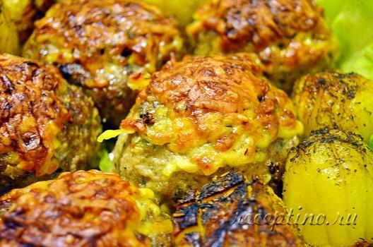 Фаршированные мясные гнезда с сыром и грибами (запеченные в духовке) - рецепт с фото