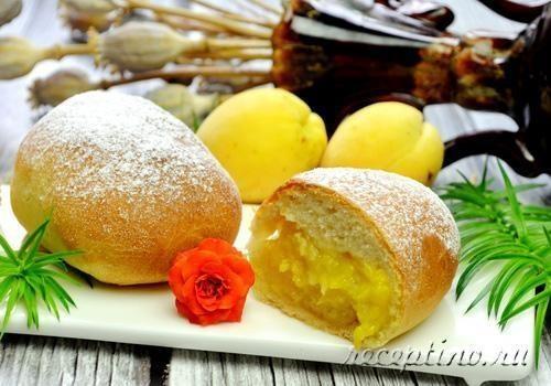 Сладкие пирожки с абрикосами - рецепт с фото