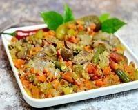 Рагу с куриной печенью и овощами (на сковороде) - рецепт с фото