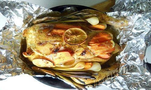 Курица, запеченная с овощами в духовке - рецепт с фото