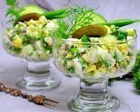 Салат со свежей черемшой - рецепт с фото 