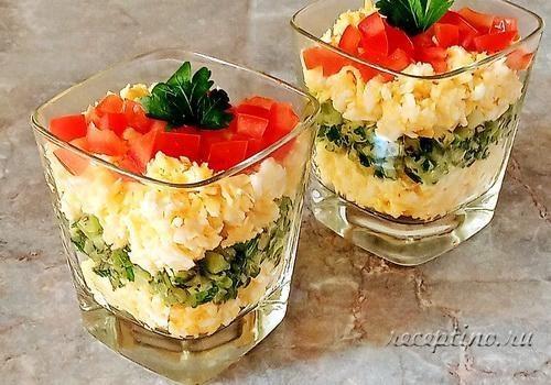 Еврейский салат с сыром, яйцами, сельдереем - рецепт с фото