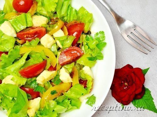 Салат из овощей с моцареллой - рецепт приготовления с фото