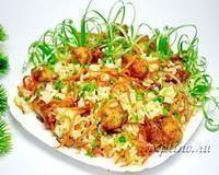 Рыбный салат с рисом и овощами