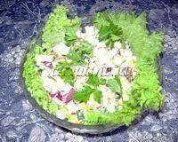 Салат из морепродуктов (мидии, креветки)