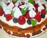 Бисквитный торт с ягодами - пошаговый рецепт с фото